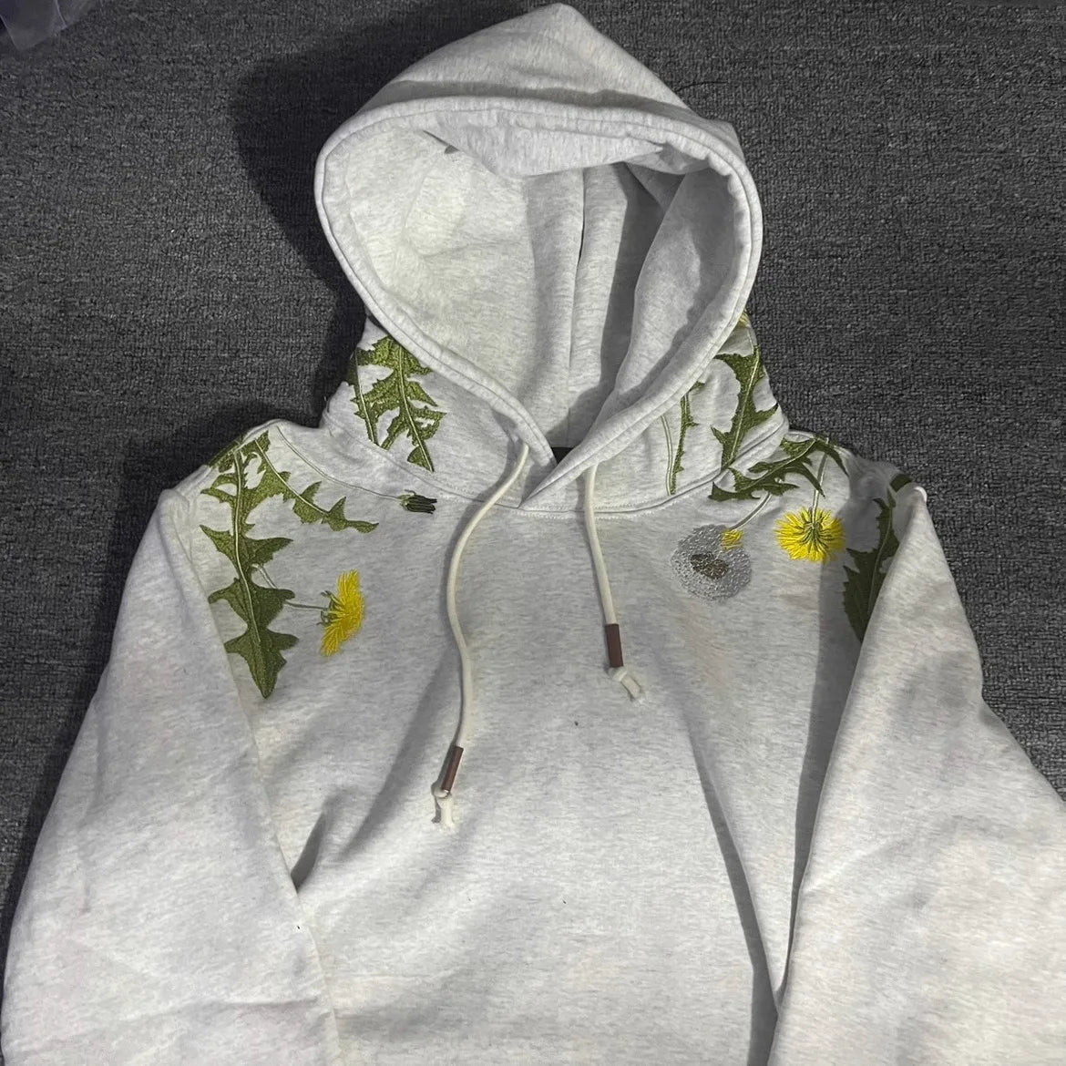 Harajuku street dandelion embroidered flower hoodie 2024 American men and women winter plus velvet loose casual y2k clothes